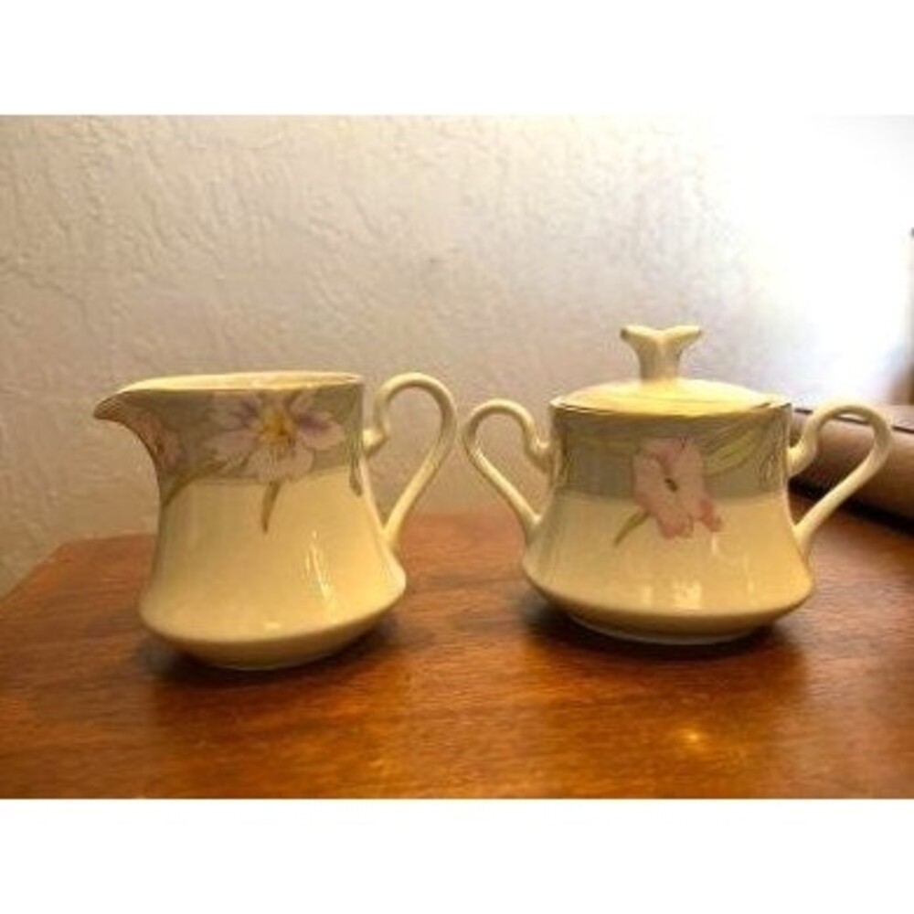 Charisma gray by Mikasa Sugar and Creamer Bowl Set